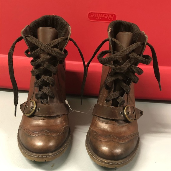 Schuler Sons Philadelphia Shoes - Size 10 Schuler Sons Philadelphia heeled shoes